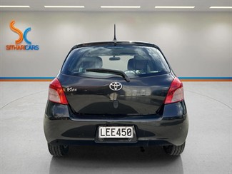 2006 Toyota Vitz - Thumbnail