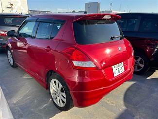 2014 Suzuki SWIFT - Thumbnail