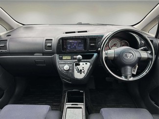 2009 Toyota WISH - Thumbnail
