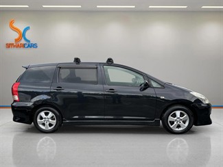 2009 Toyota WISH - Thumbnail