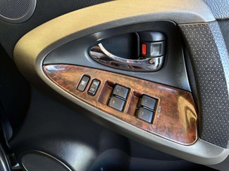 2011 Toyota VANGUARD - Thumbnail