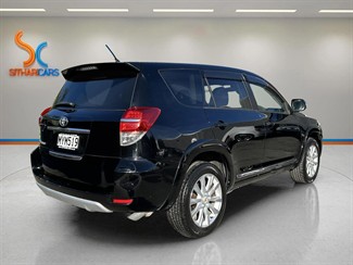 2011 Toyota VANGUARD - Thumbnail