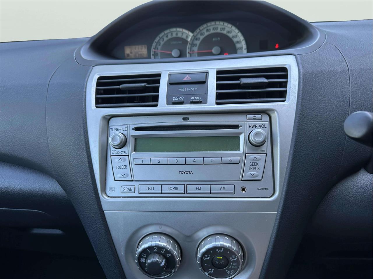 2007 Toyota Yaris