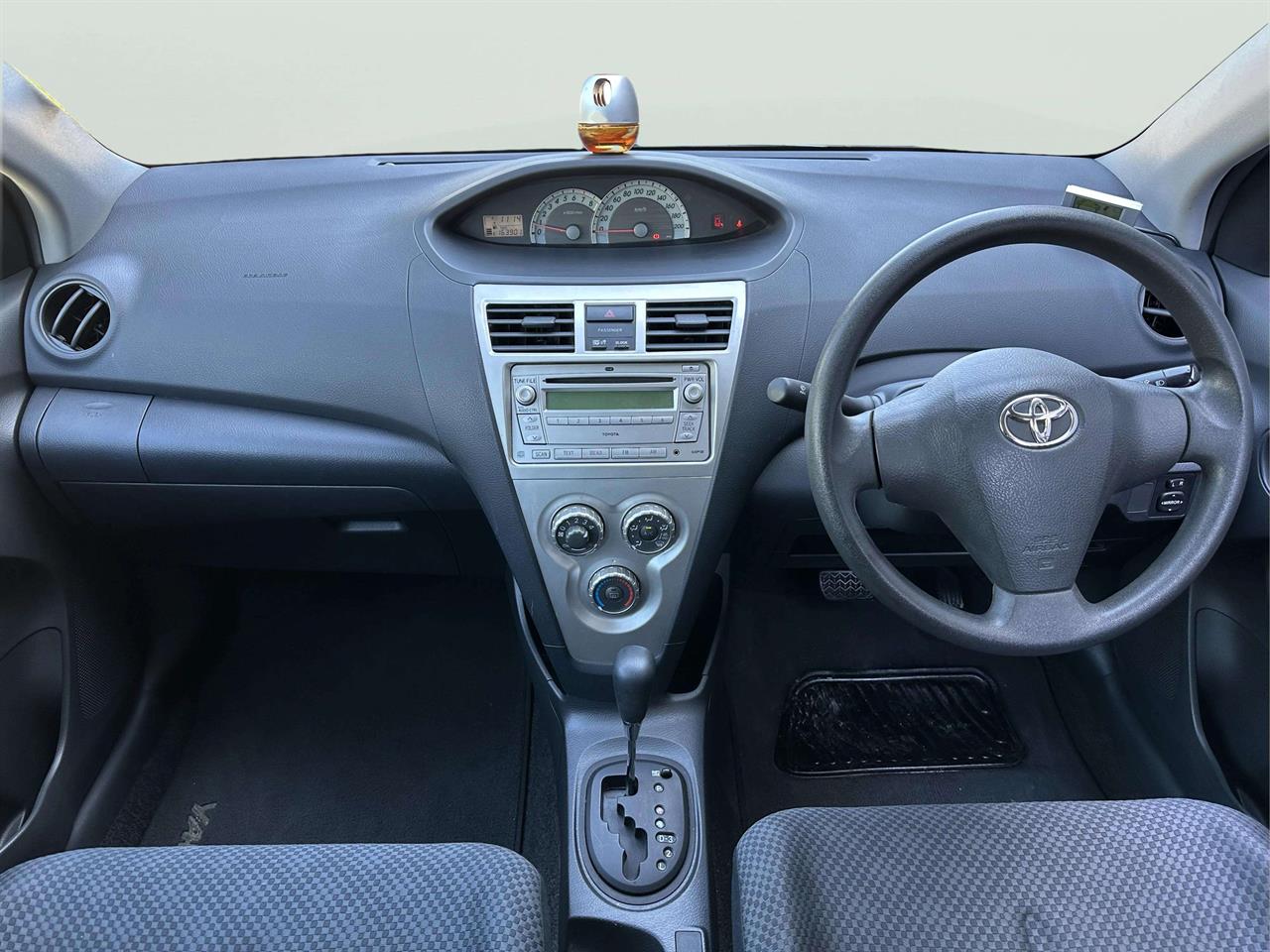 2007 Toyota Yaris