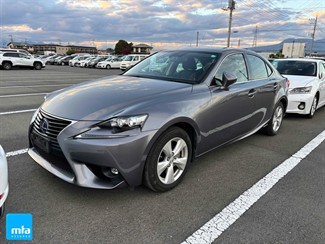2014 Lexus IS 300h - Thumbnail