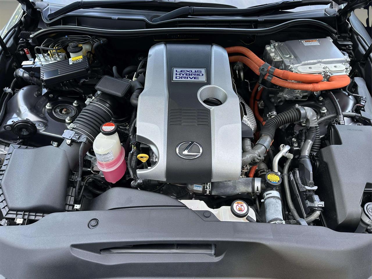 2014 Lexus IS 300h