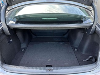 2014 Lexus IS 300h - Thumbnail