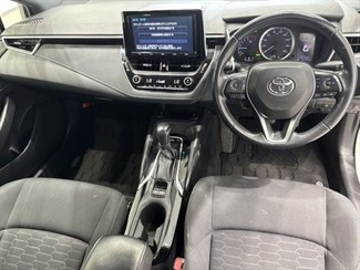 2018 Toyota Corolla - Thumbnail