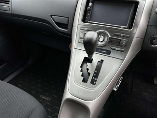 2006 Toyota AURIS - Thumbnail