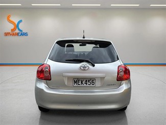 2006 Toyota AURIS - Thumbnail