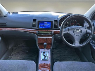 2005 Toyota Premio - Thumbnail