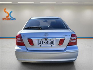 2005 Toyota Premio - Thumbnail