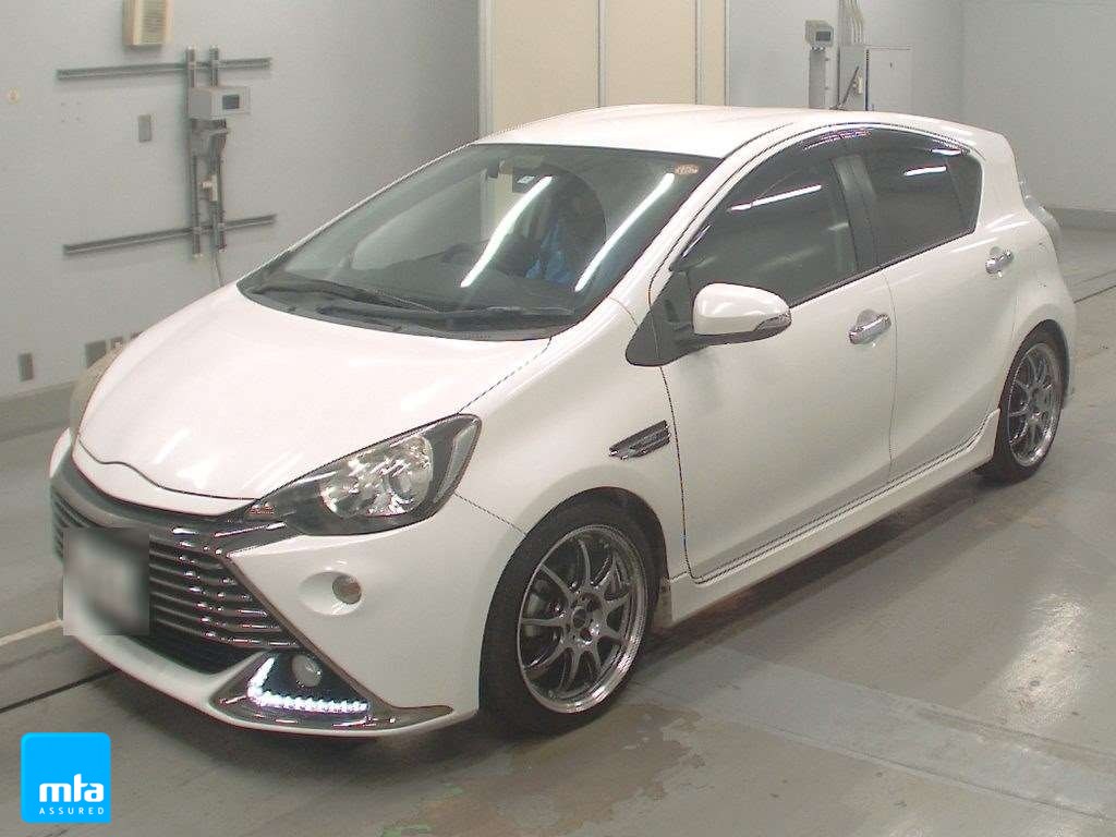2014 Toyota AQUA