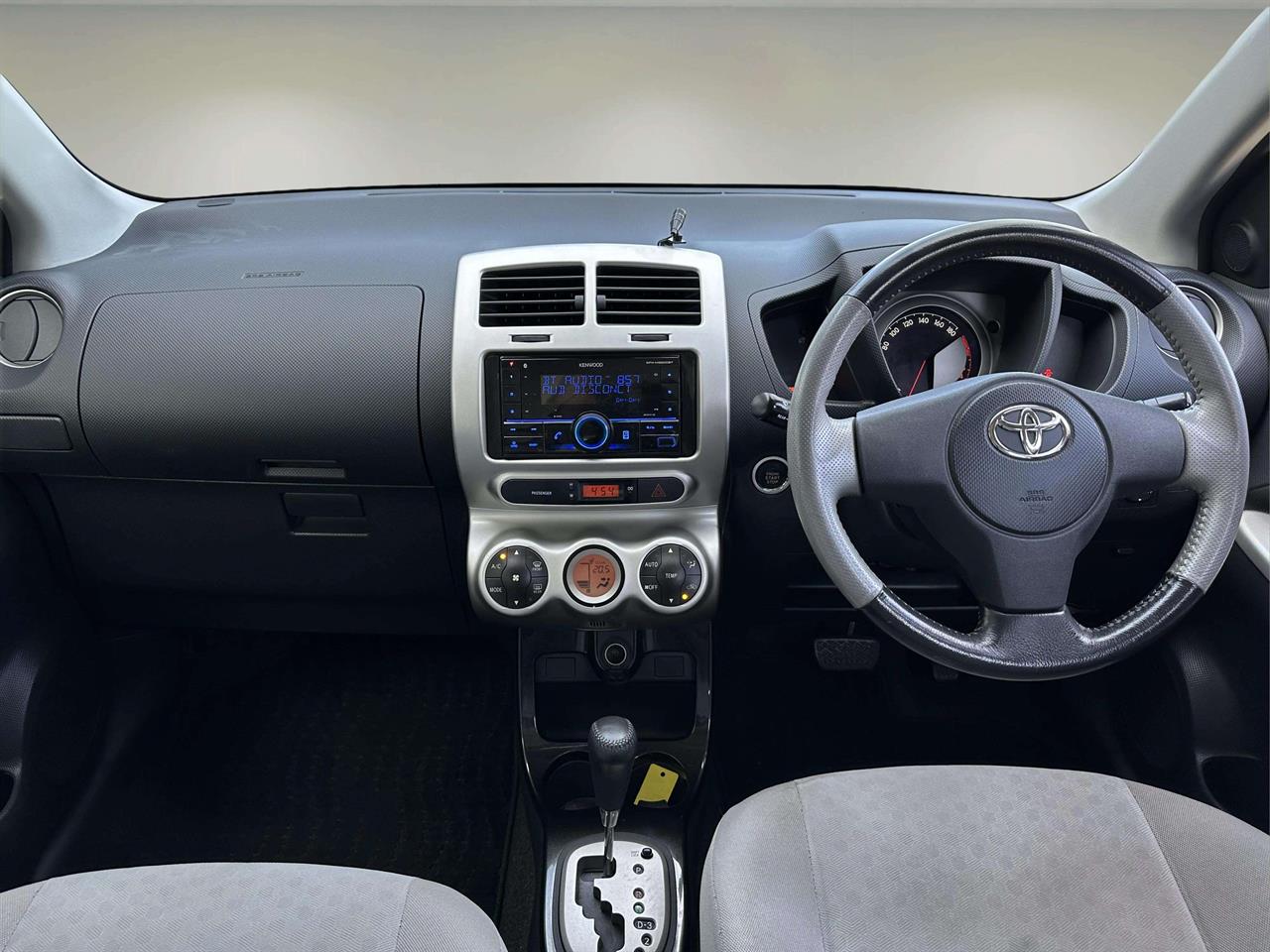 2007 Toyota IST