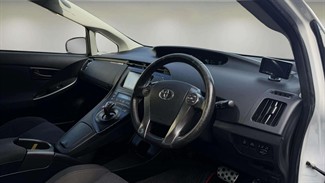 2013 Toyota Prius - Thumbnail