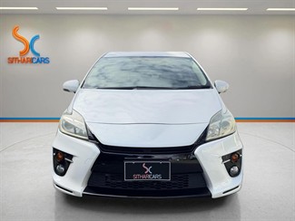 2013 Toyota Prius - Thumbnail