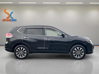 2015 Nissan X-trail - Thumbnail