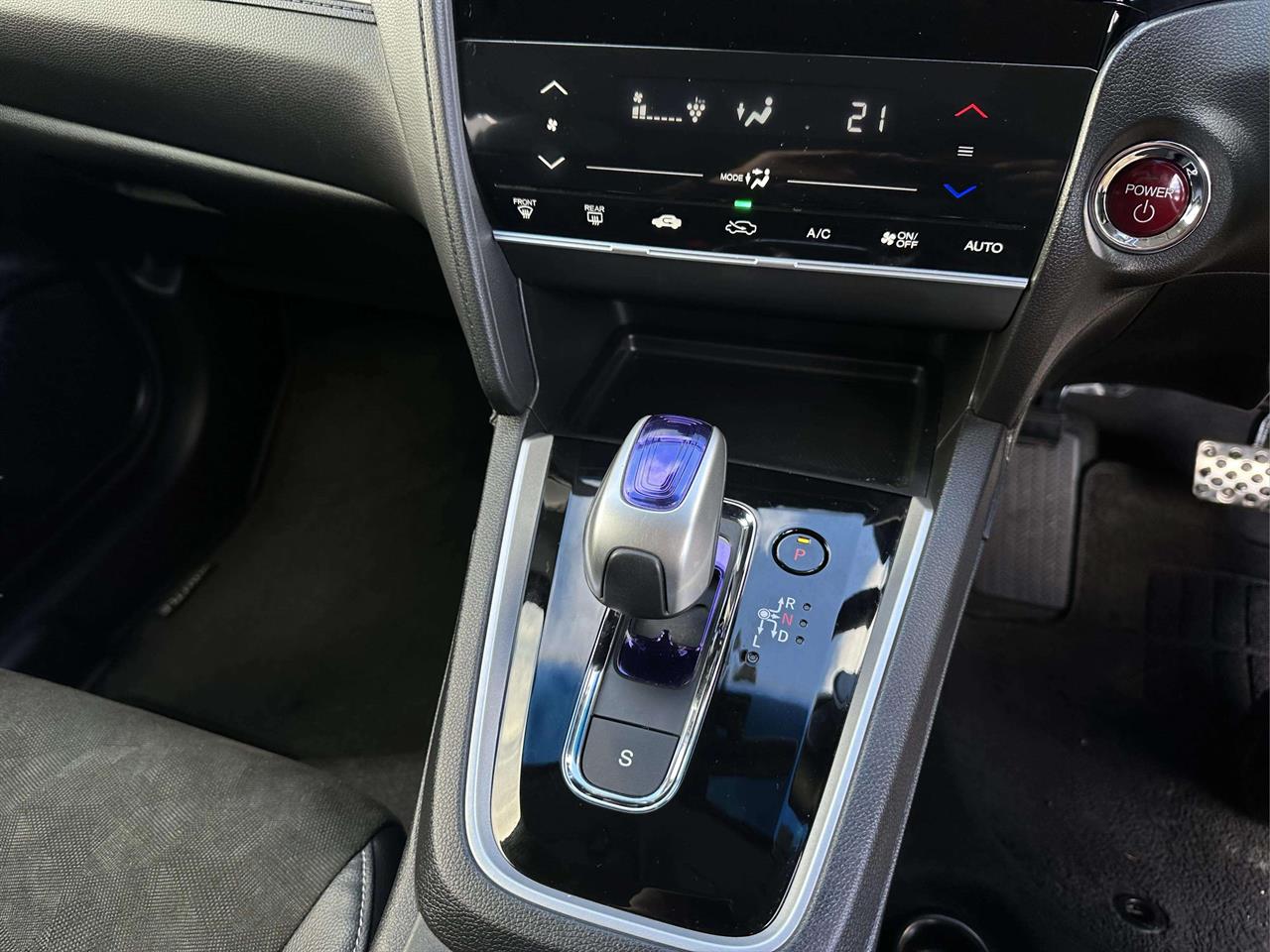 2016 Honda SHUTTLE