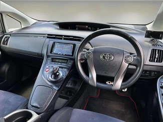2013 Toyota Prius - Thumbnail