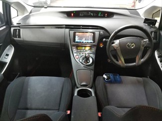 2013 Toyota Prius - Thumbnail