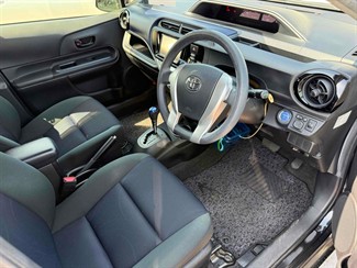 2016 Toyota AQUA - Thumbnail
