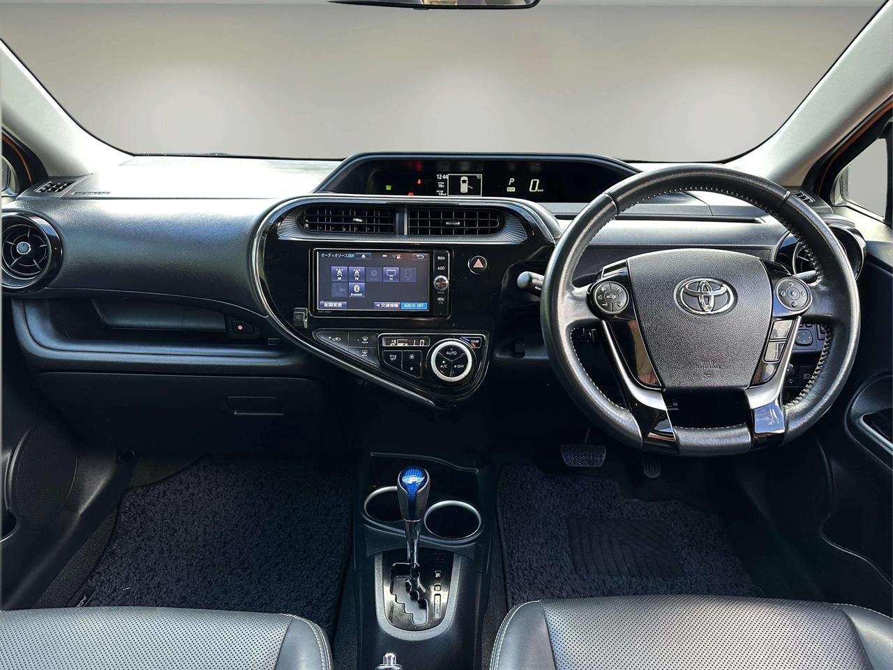 2017 Toyota AQUA