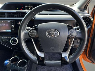 2017 Toyota AQUA - Thumbnail
