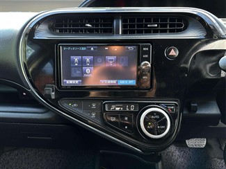 2017 Toyota AQUA - Thumbnail