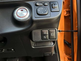 2017 Toyota AQUA - Thumbnail