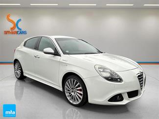 2014 Alfa Romeo Giulietta - Thumbnail