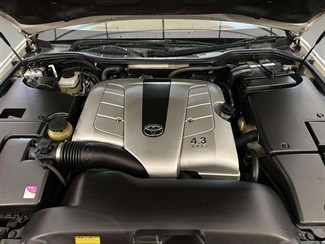 2000 Toyota Celsior - Thumbnail