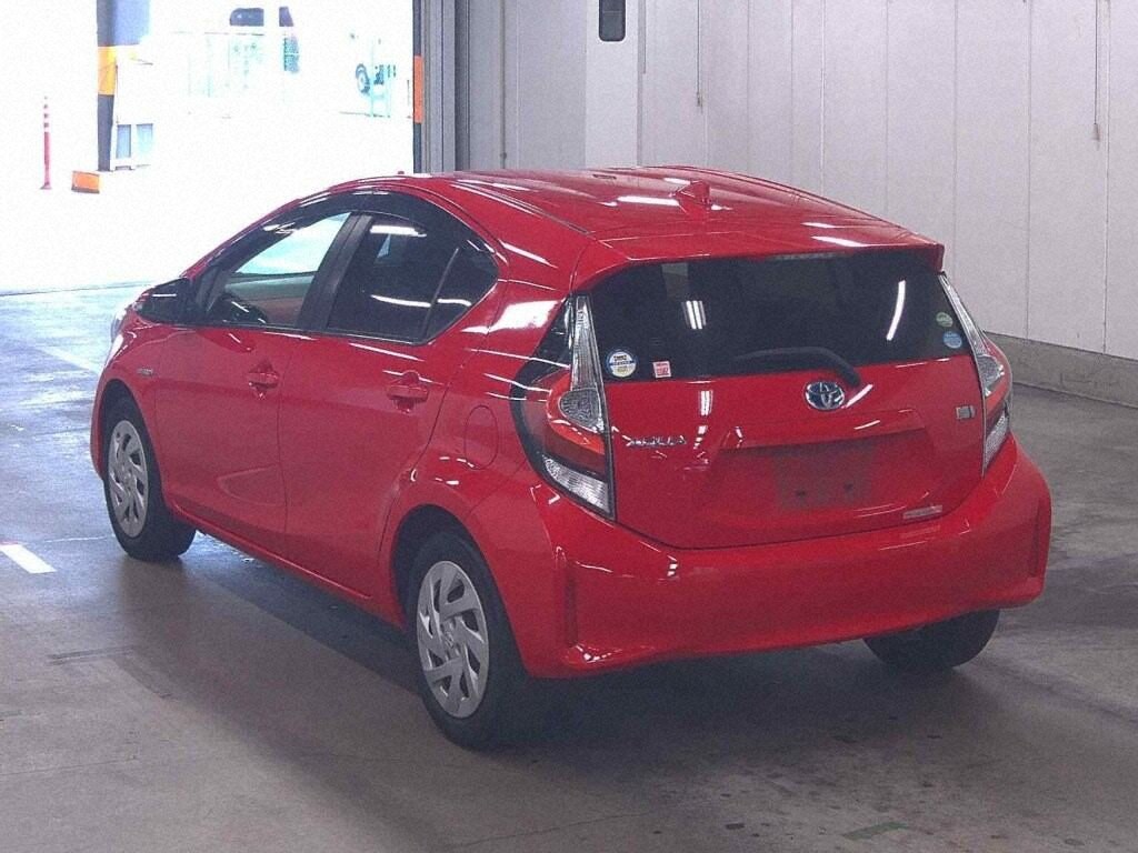 2017 Toyota AQUA