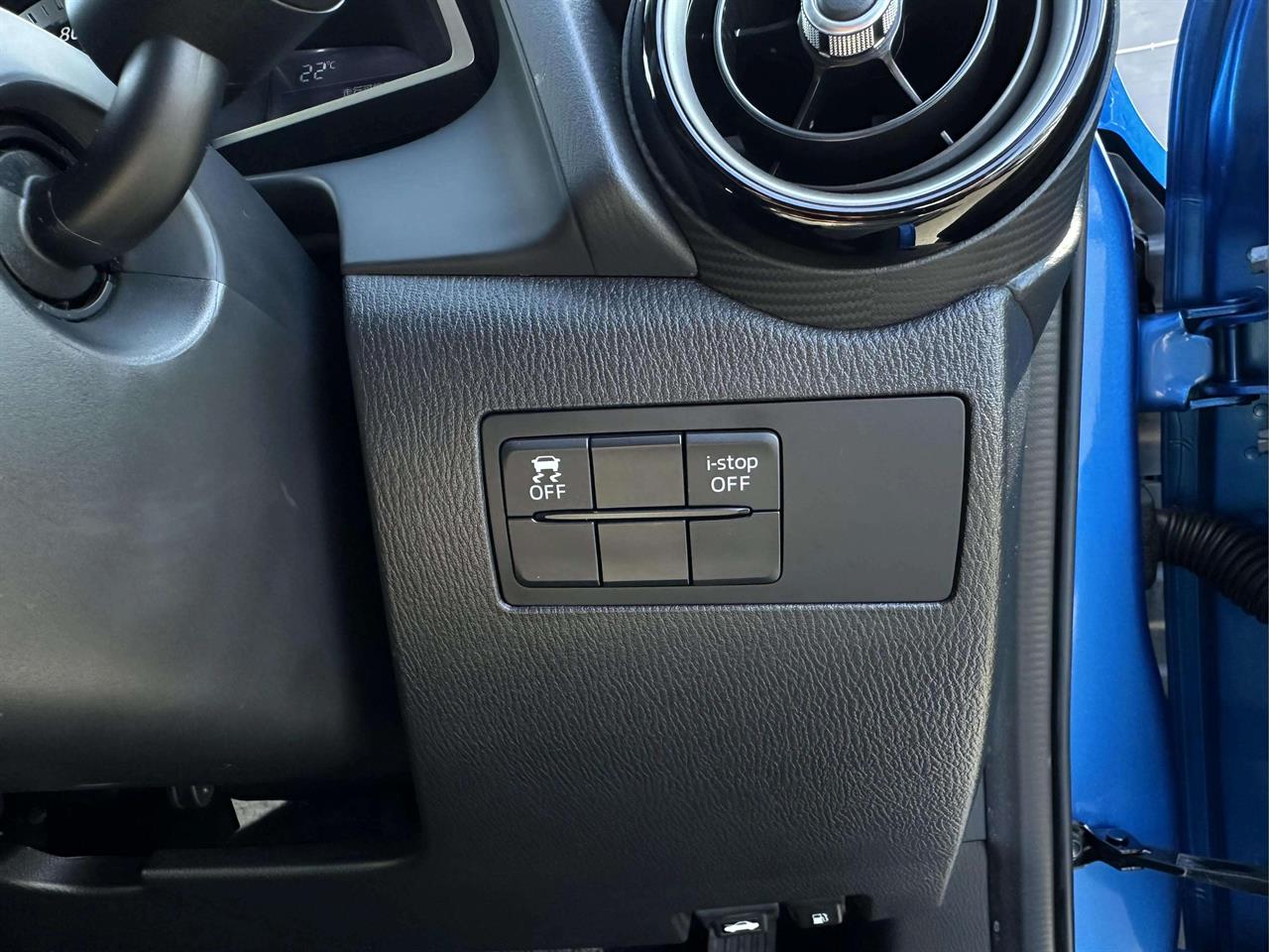 2015 Mazda Demio