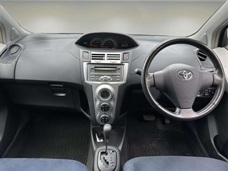 2006 Toyota Vitz - Thumbnail