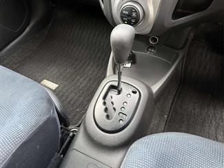 2006 Toyota Vitz - Thumbnail