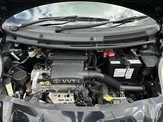 2006 Toyota Vitz - Thumbnail